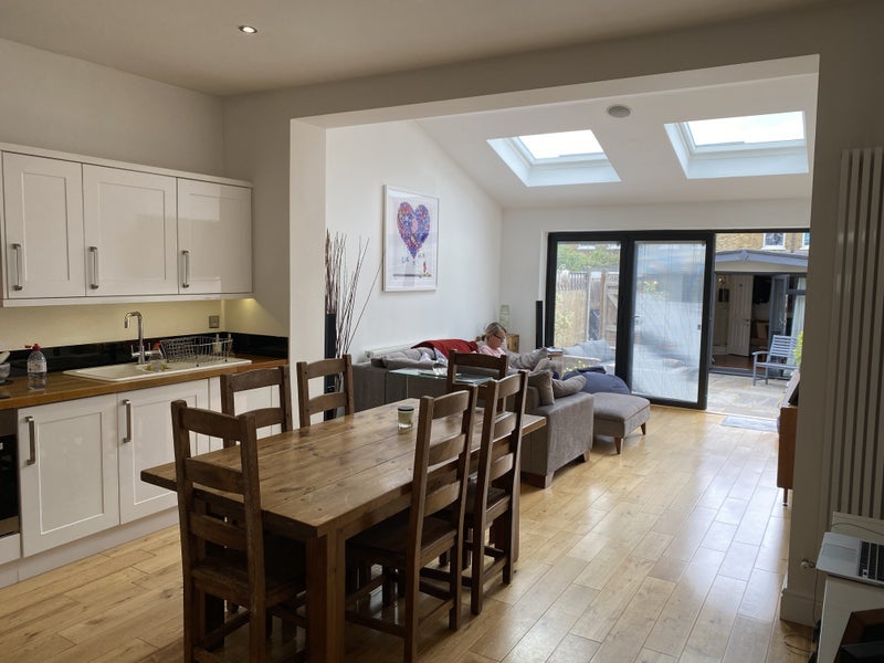 Room Green Avenue in Greater London