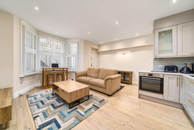 Room Edith Grove in Greater London