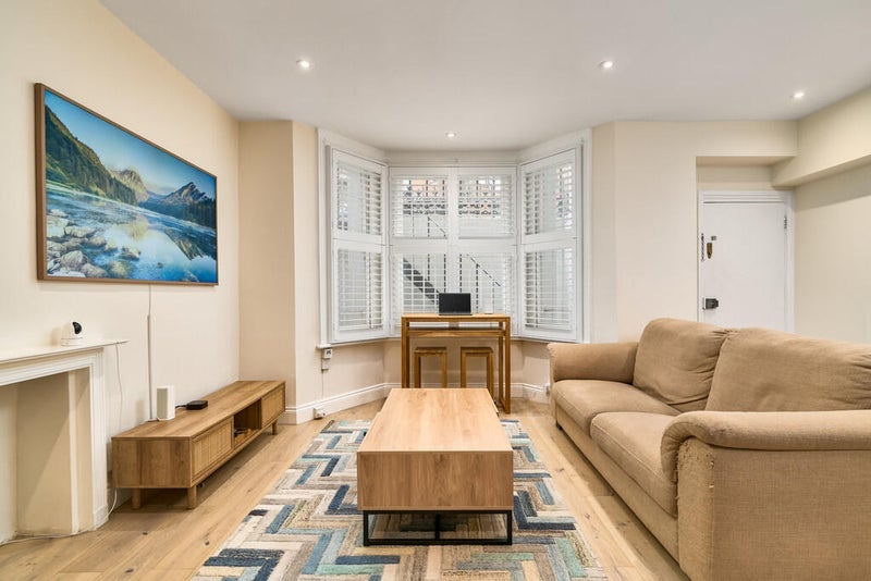 Room Edith Grove in Greater London