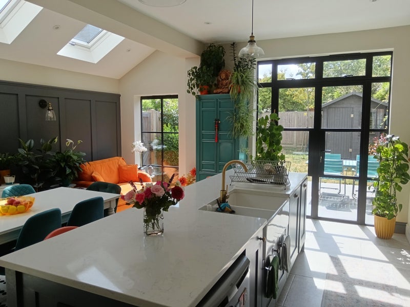 Room Castle Road in Greater London