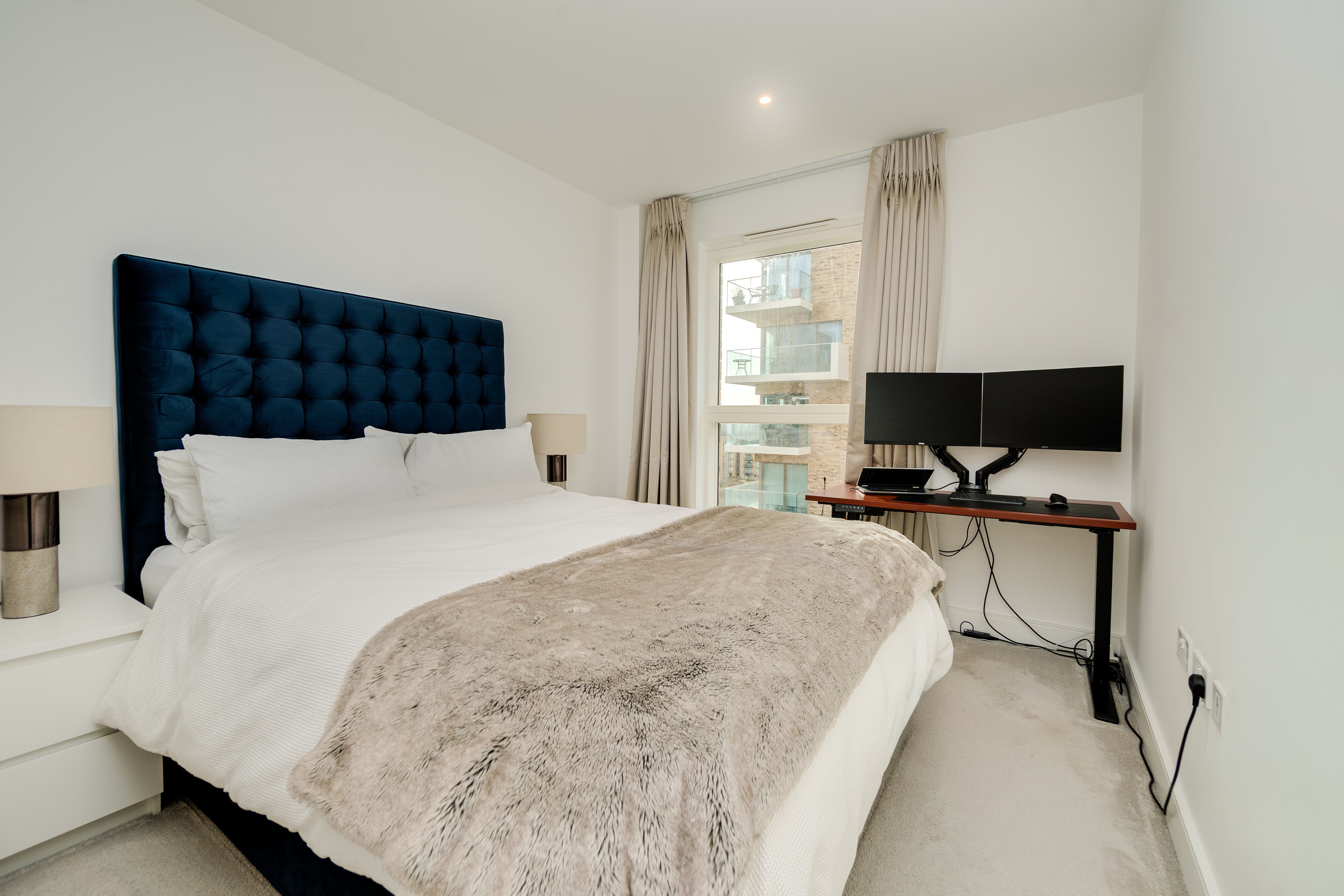 Flat Pegler Square in Greater London