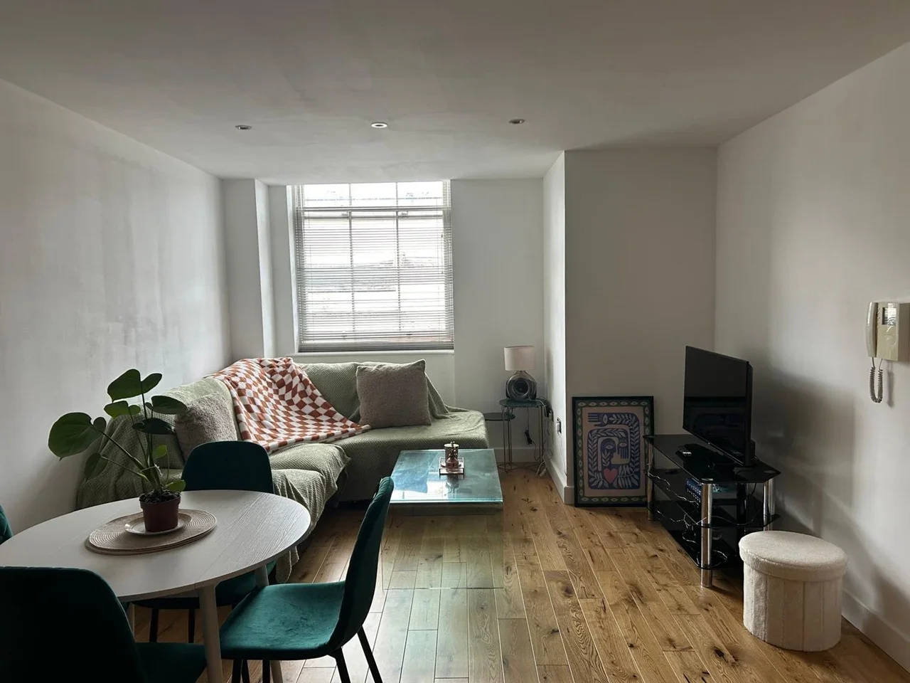 Flat Regent Street in Royal Leamington Spa