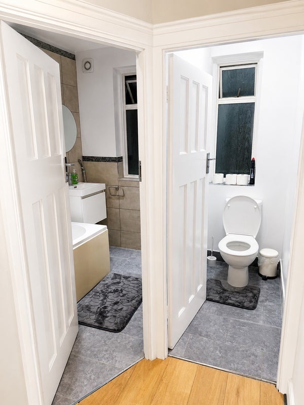 Room Crossway in Greater London