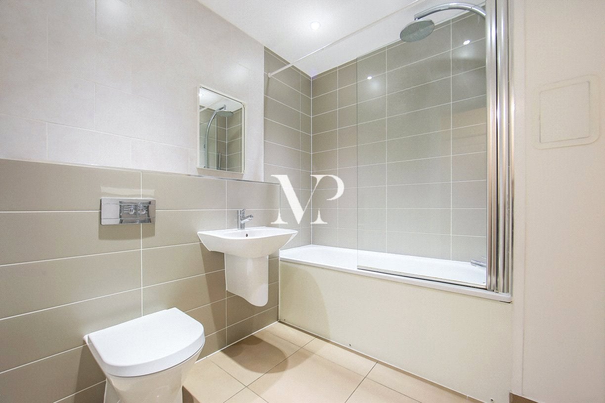 Flat Epstein Square in Greater London