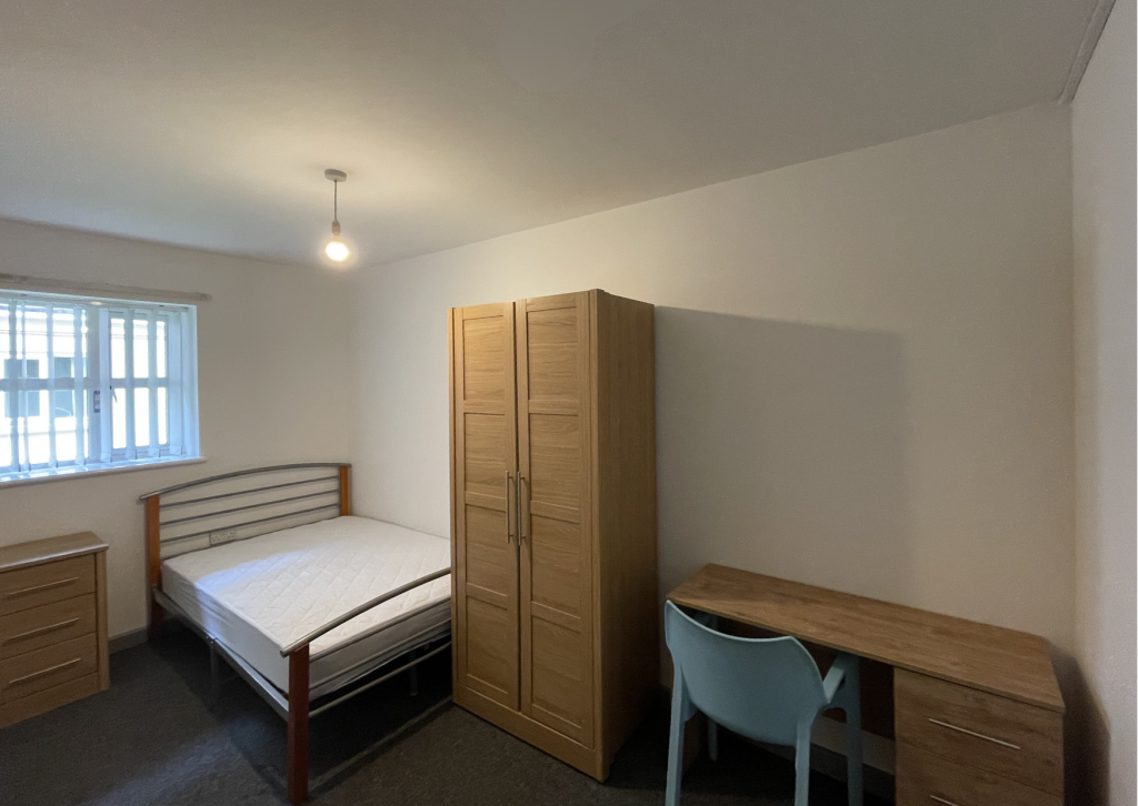 Room Spring Road in Ipswich