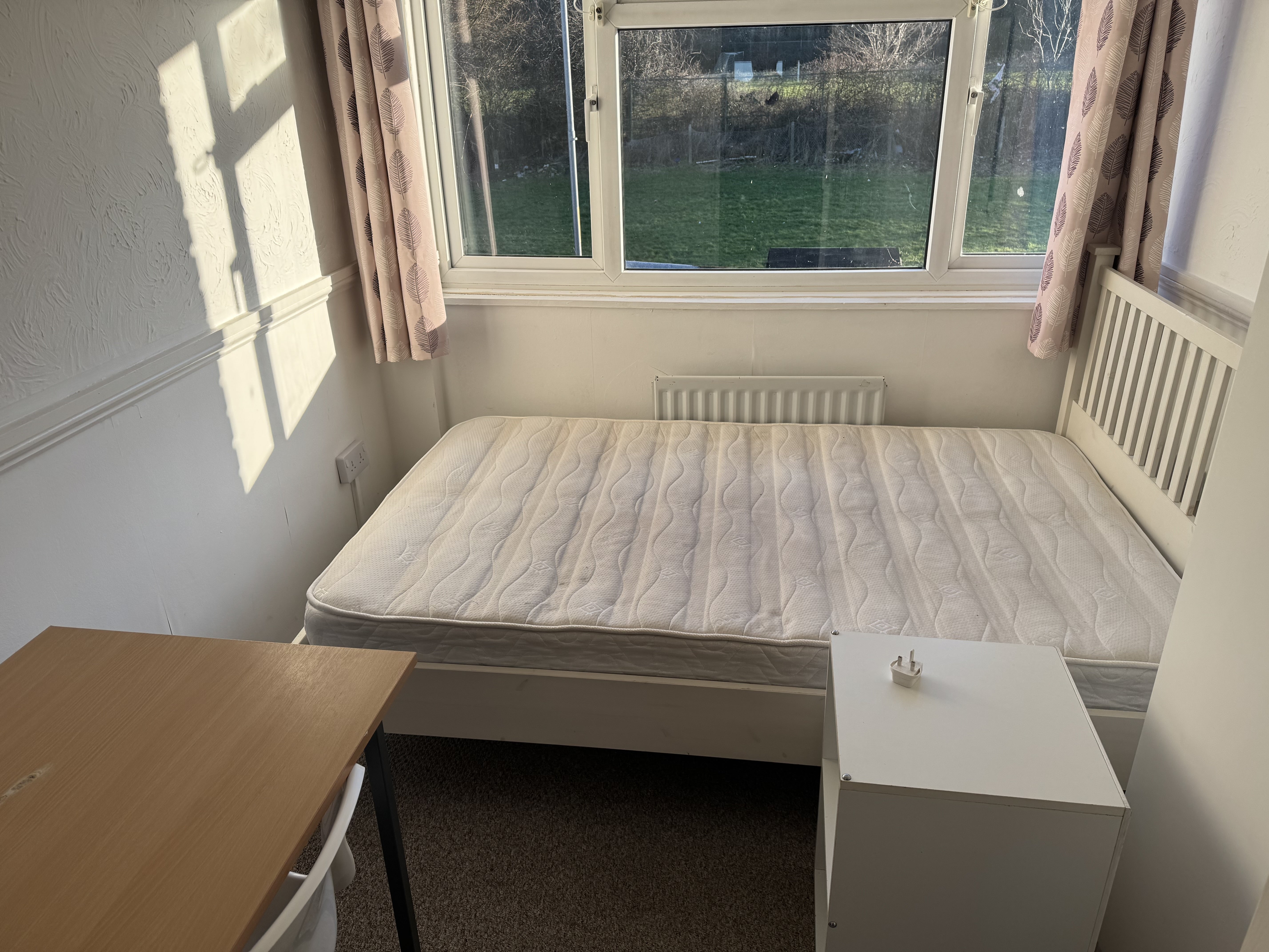 Room Tennyson Avenue in Canterbury