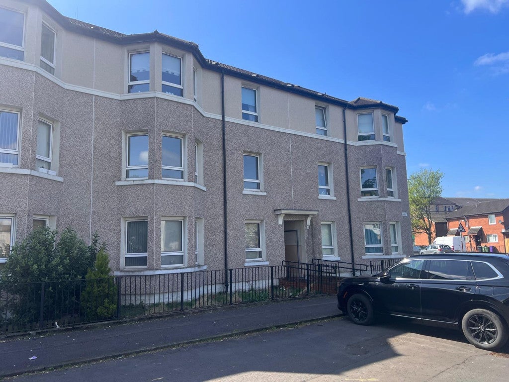 Flat Crossloan Terrace in Glasgow