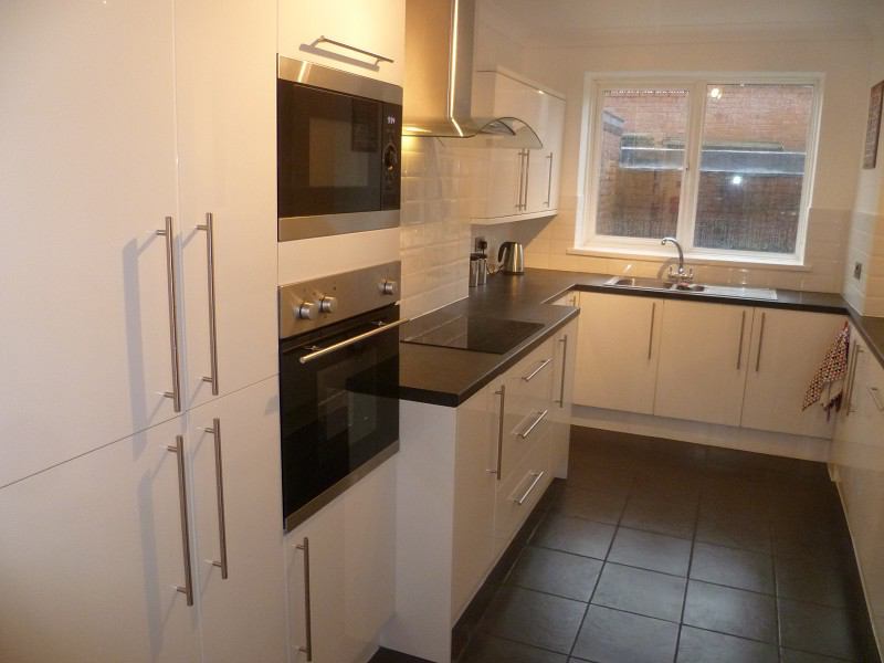 Room Talworth Street in Cardiff