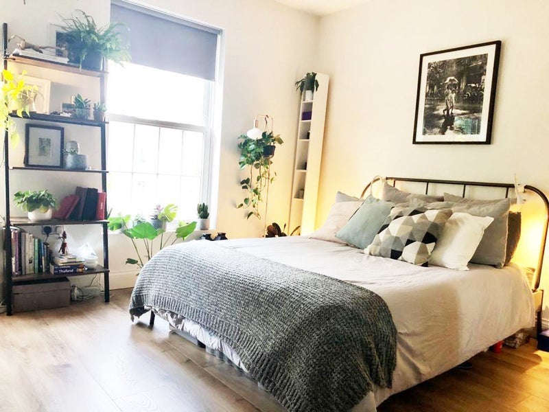 Room New Kent Road in Greater London
