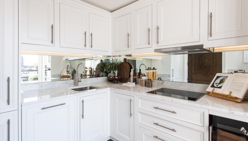 Flat Prince of Wales Terrace in Greater London