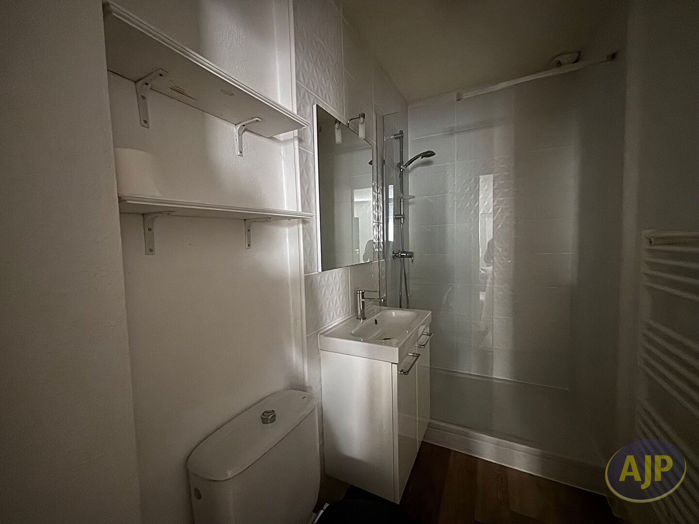 Appartement Chemin des Griffouillades à Saint-Germain-et-Mons