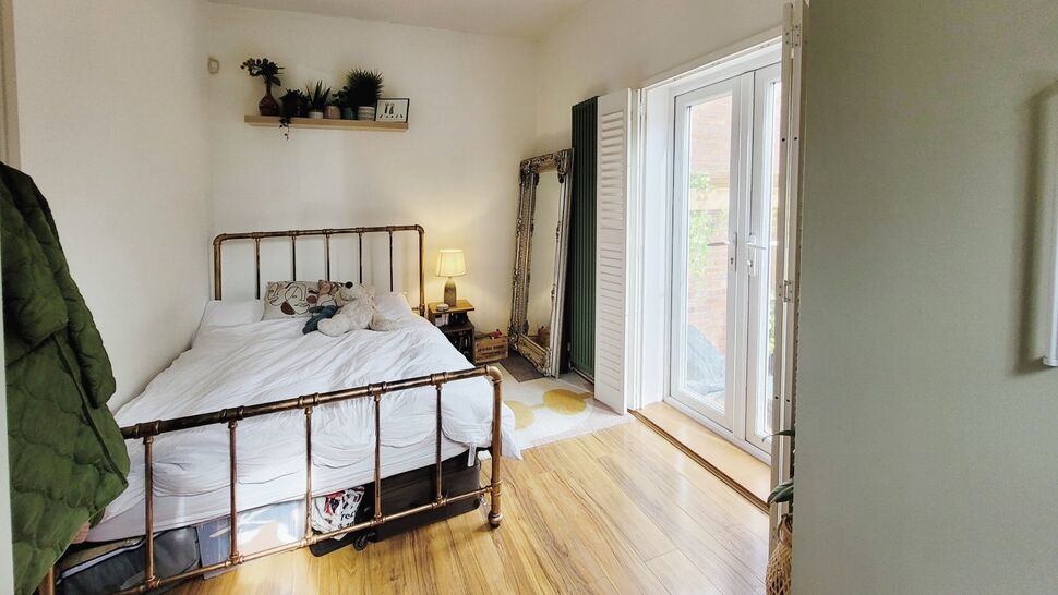 Flat The Beeches in Manchester