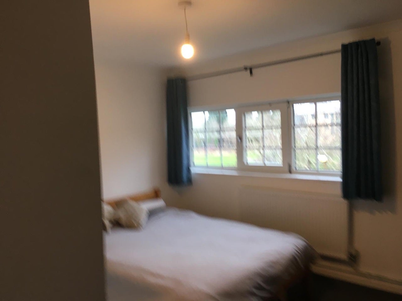 Room Cleavers Avenue in Milton Keynes