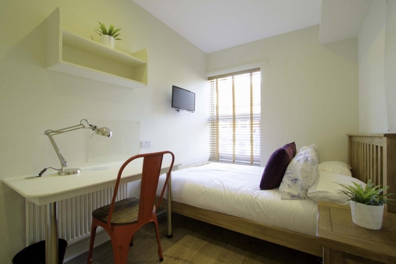 House Hessle Terrace in Leeds