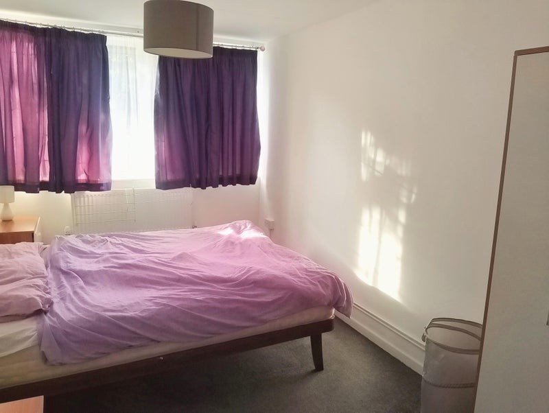Room Beaconsfield Road in Greater London