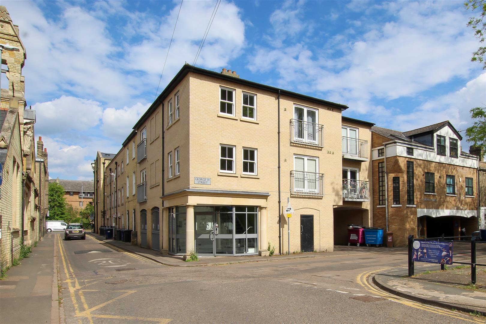 Flat George IV Street in Cambridge