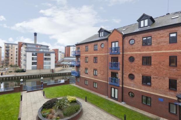 Flat Langtons Wharf in Leeds
