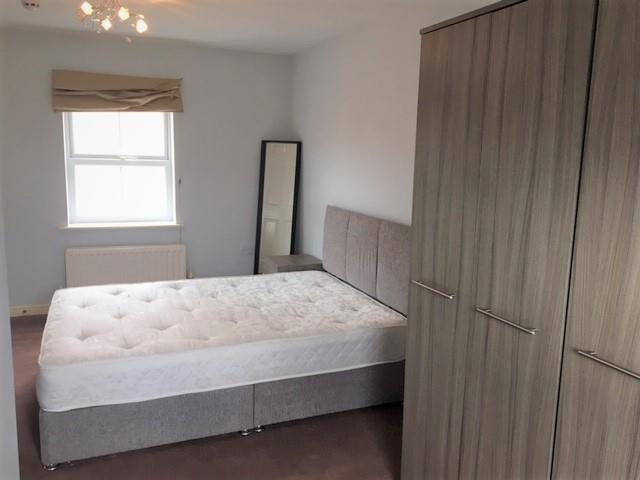 Room Valentinus Crescent in Colchester