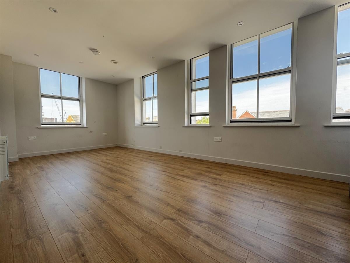Flat Calverley Street in Tunbridge Wells