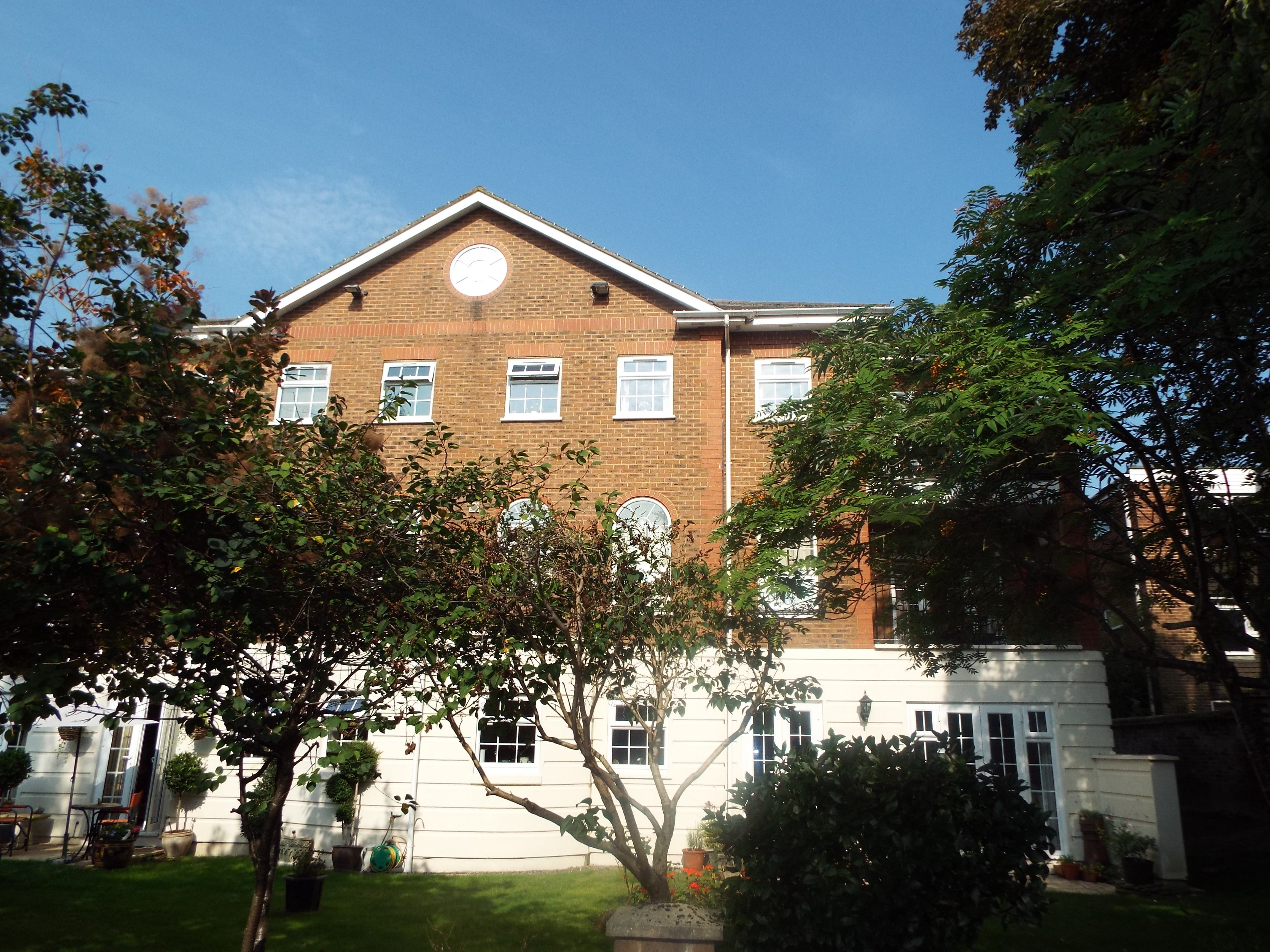 Flat Winn Road in Southampton