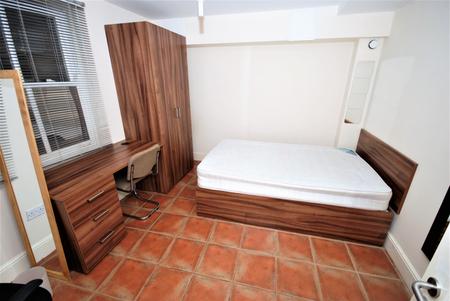 Flat George Street in Royal Leamington Spa