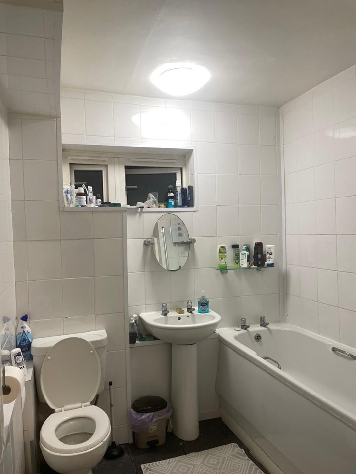 Room Smythe Street in Greater London