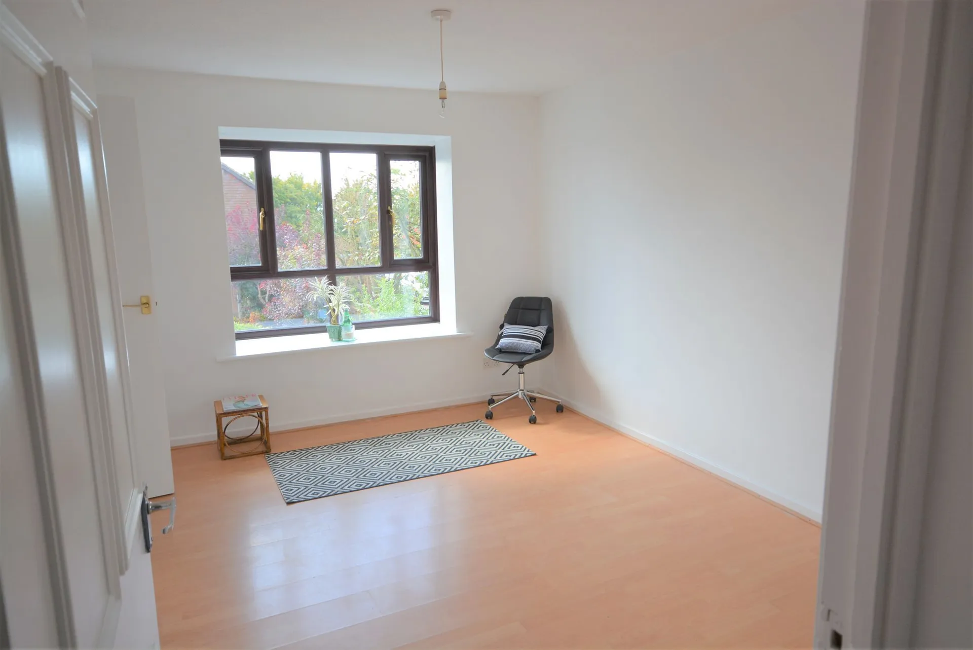 Flat Penhurst Close in Maidstone