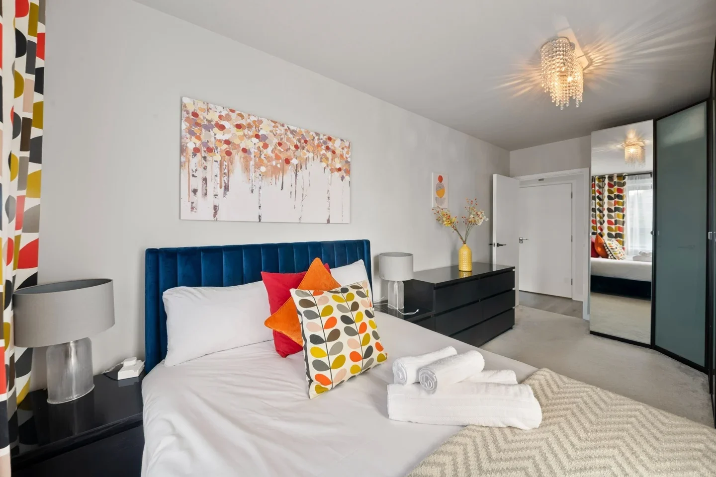 Flat Palmerston Road in Greater London