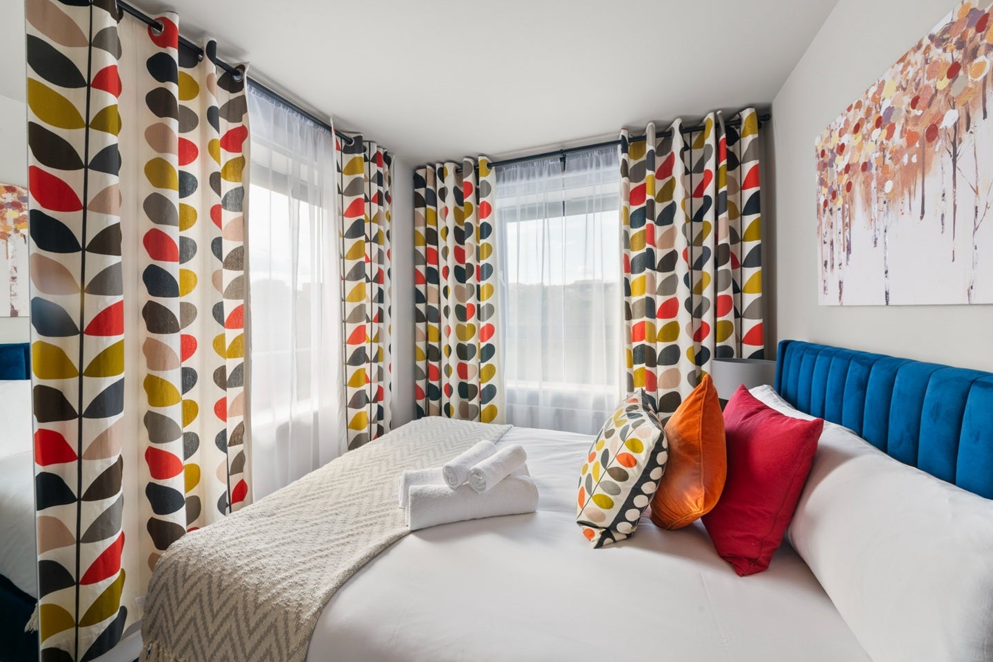 Flat Palmerston Road in Greater London