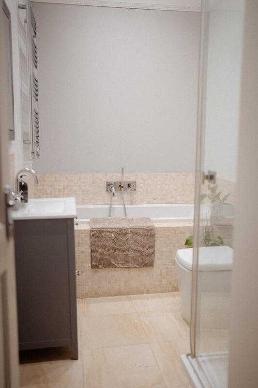 Room High View Close in Greater London