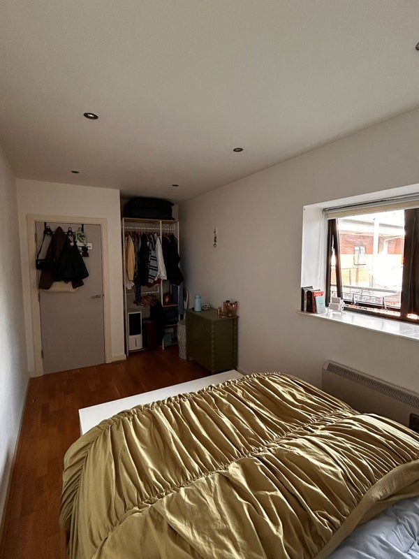 Room Fieldgate Street in Greater London