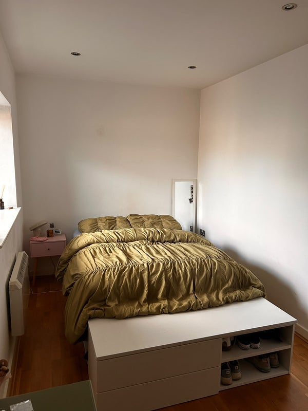 Room Fieldgate Street in Greater London