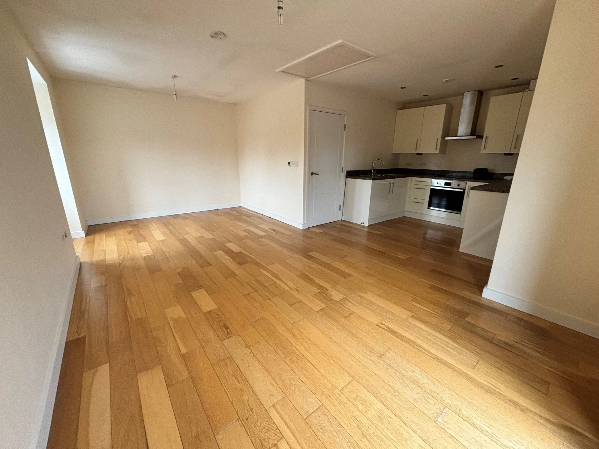 Flat Lothair Road in Luton