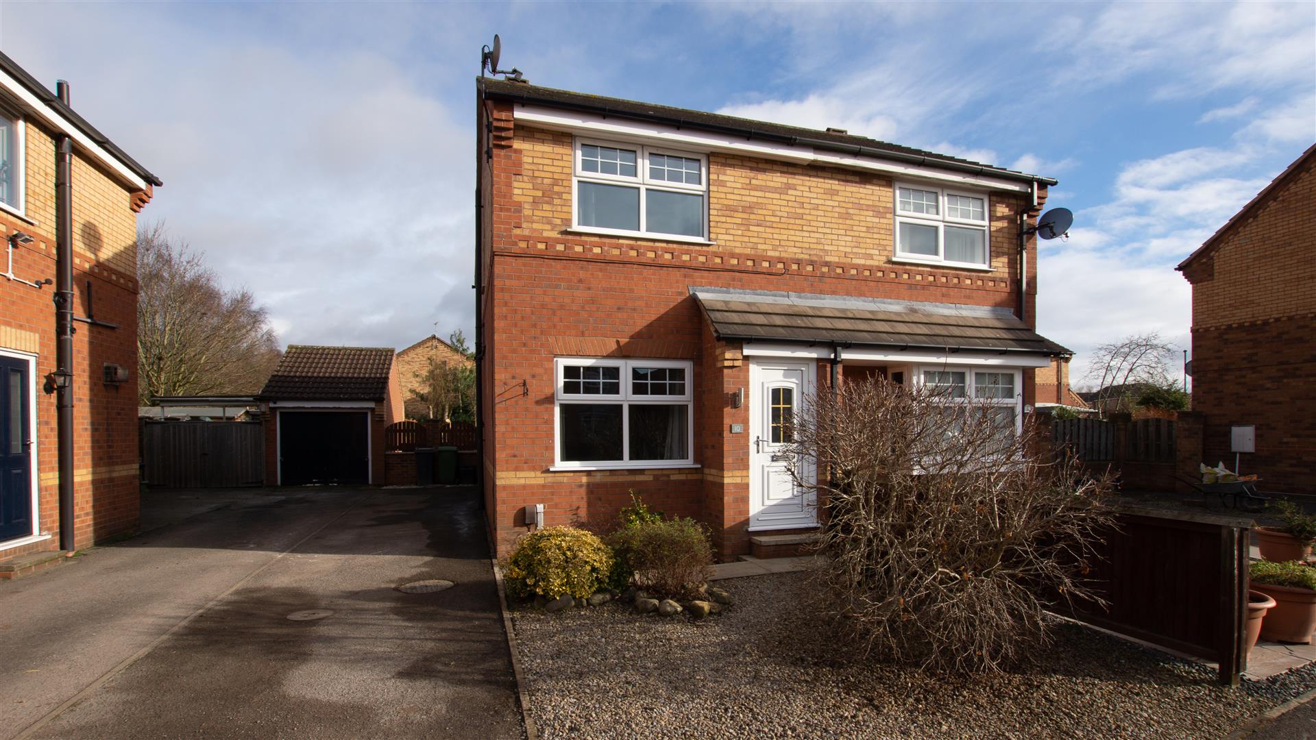 House Hatfield Close in York