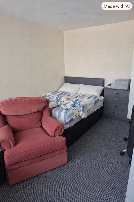 Room Murcott Road East in Warwick