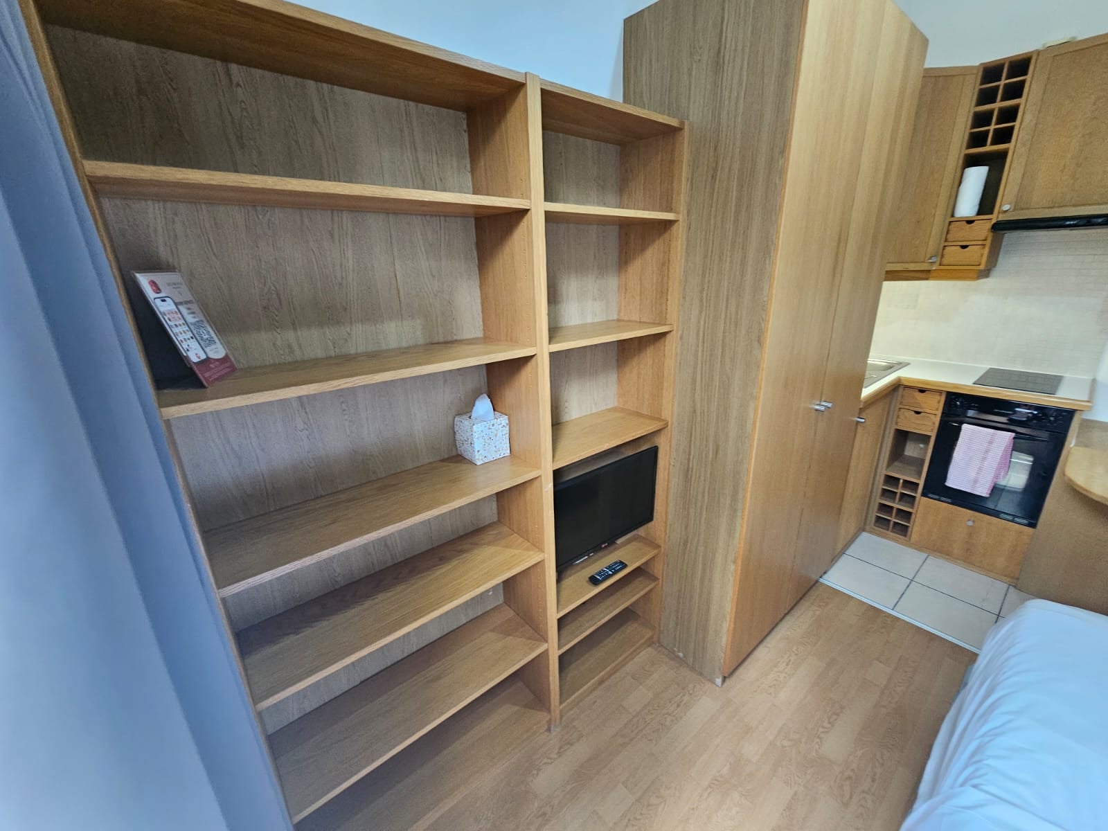 Flat Cartwright Gardens in Greater London