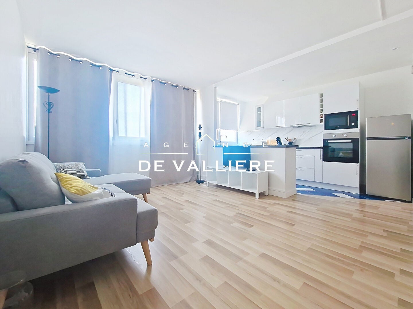 Appartement Place du Souvenir Français Jacques Phélizon à Rueil-Malmaison