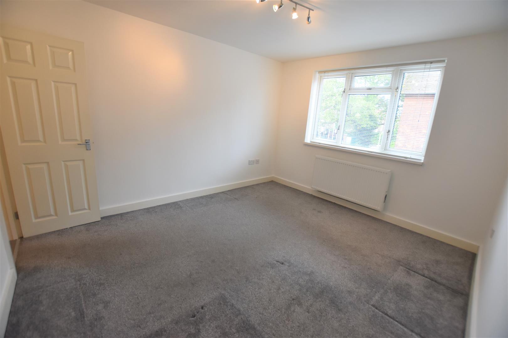 Flat Bromyard Terrace in Worcester