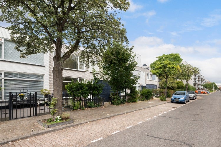 Tussenwoning te koop: Van Eysingalaan 6, Utrecht