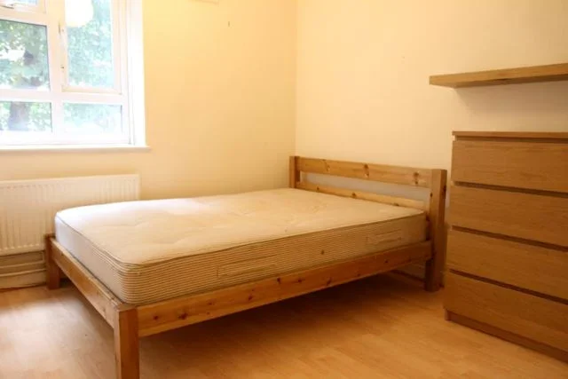 Flat Shakspeare Walk in Greater London