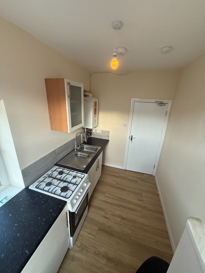 Flat Windsor Close in Greater London