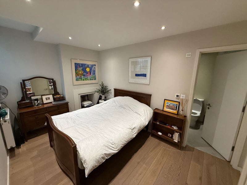 Room Elm Park Gardens in Greater London
