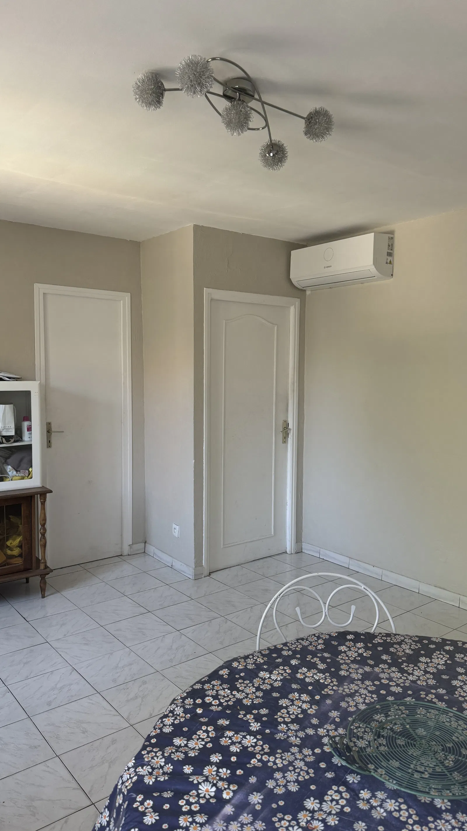 Room Rue Simone Grand in Avignon