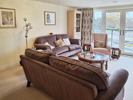 Flat Buckingham Close in East Devon