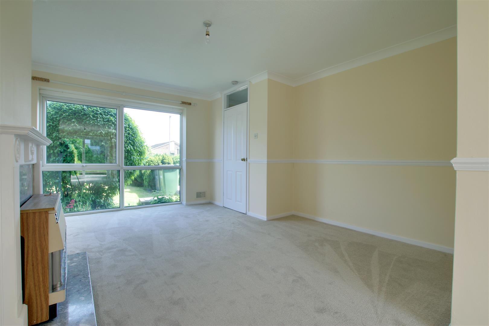 House Swan Close in Huntingdonshire