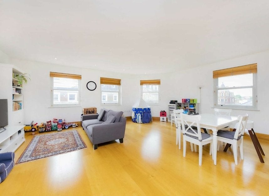 Flat Hereford Road in City of Westminster