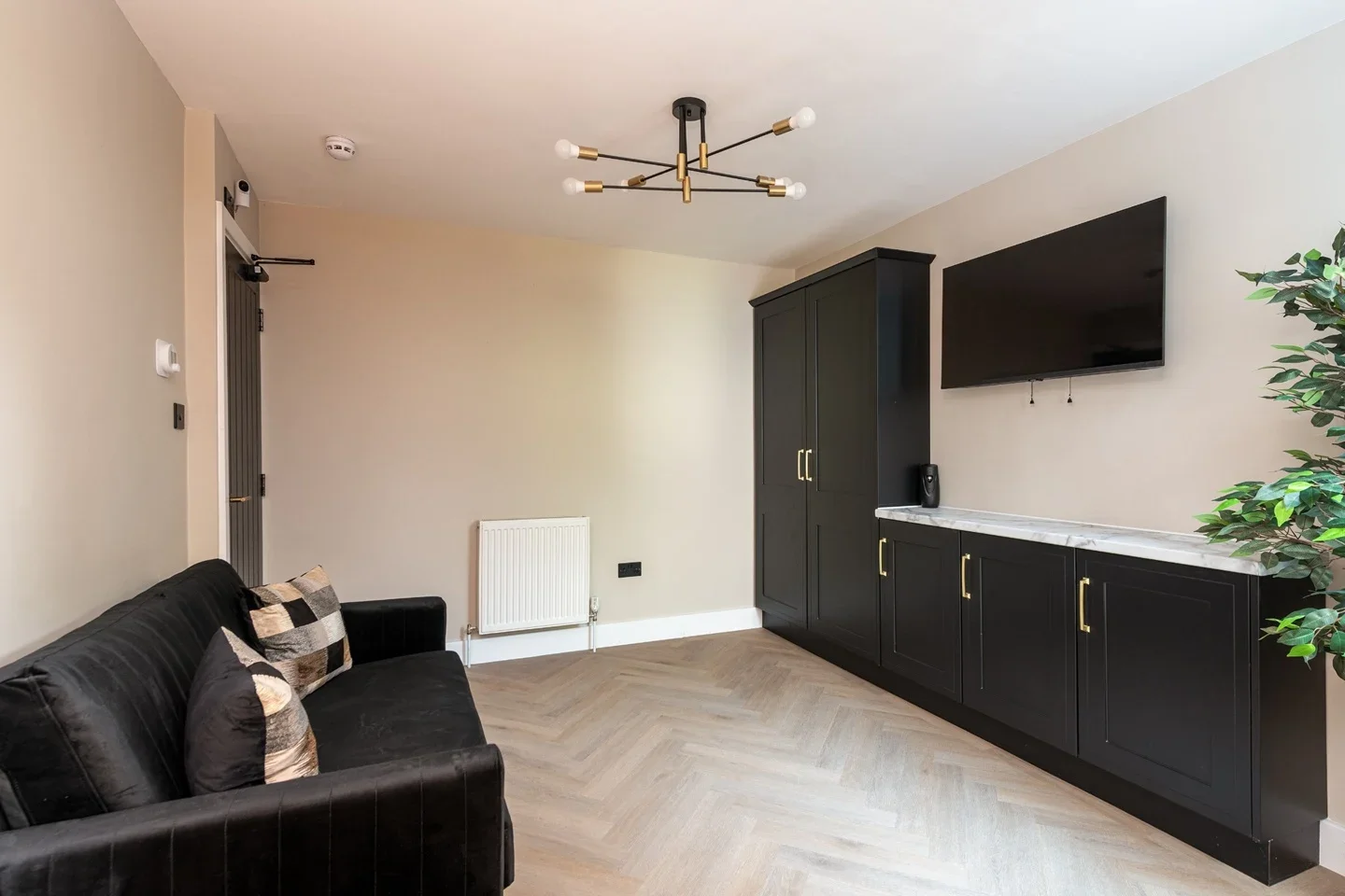 Room Selbourne Road in Gillingham