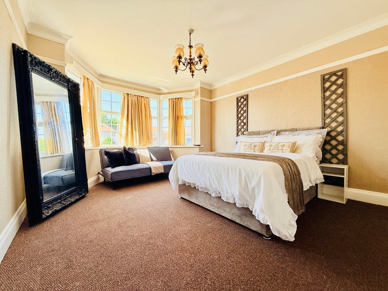 Room Coleshill Road in Birmingham