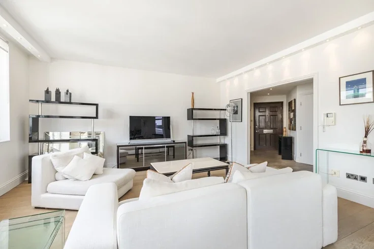 Flat Chelsea Harbour Drive in Greater London