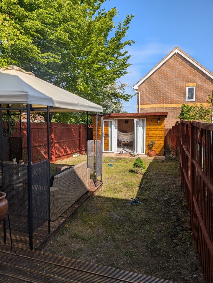 House Sewell Close in Grays